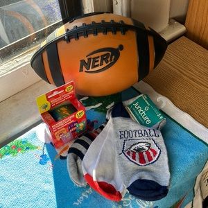 Young Boys Fun Pack. Nerv football, 3 Pair Socks-and sticker pack